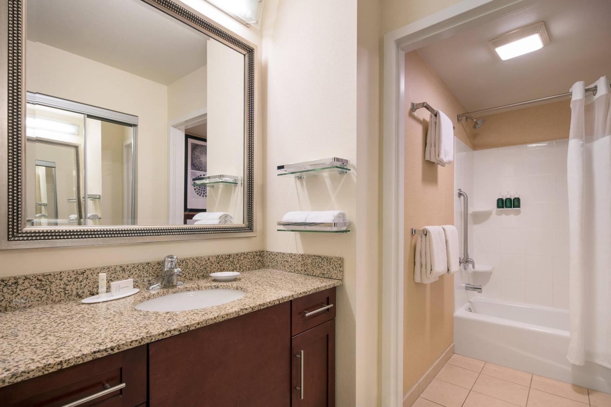 Residence Inn By Marriott Camarillo Exterior photo